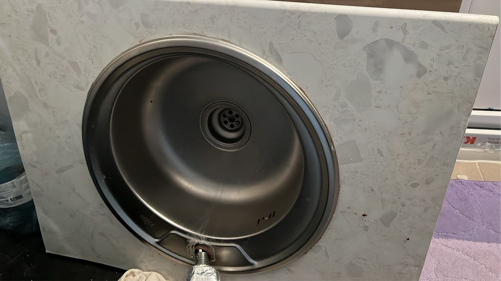 Мойка ,б/у , в хорошем состоянии