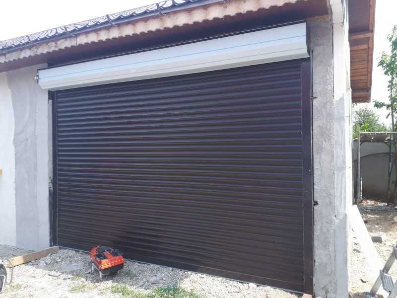 Usi pentru garaj/ terasa/ foisor tip rulou