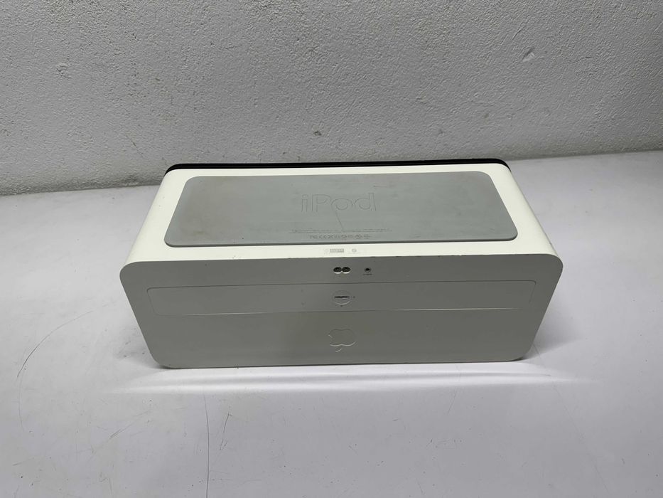 Тонколона - Apple Ipod A1121