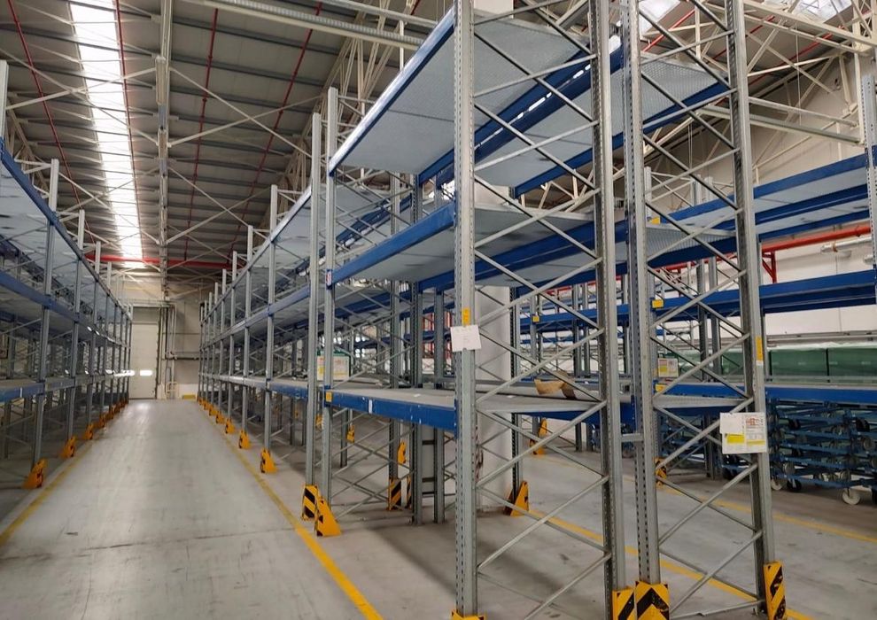 Rafturi metalice profesionale reglabile