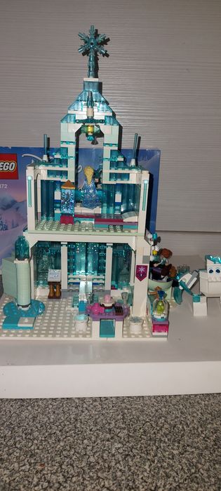 Ледяной замок эльзы Lego оригинал.
