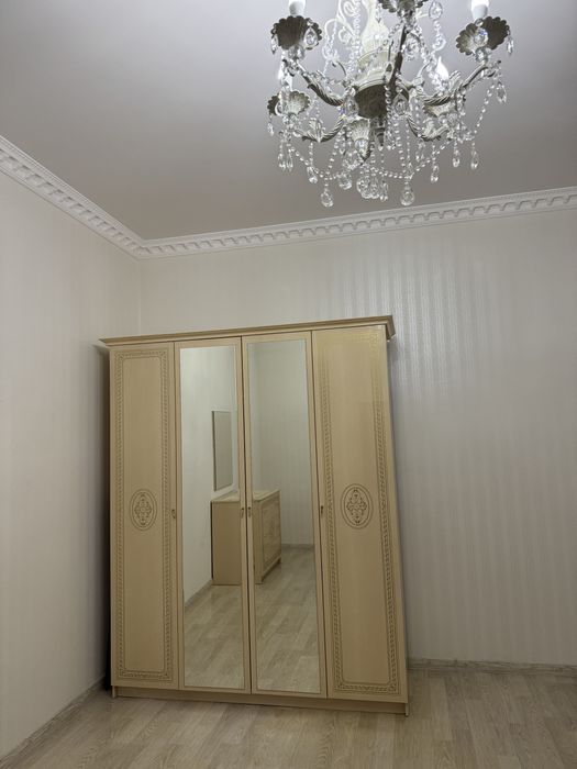 Продам спальный гарнитур