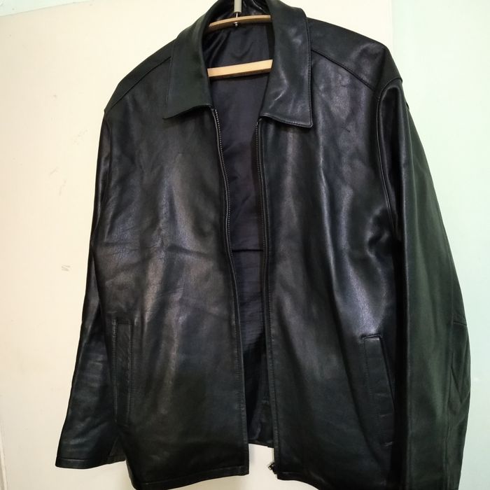 Фирменные кожаные куртки.