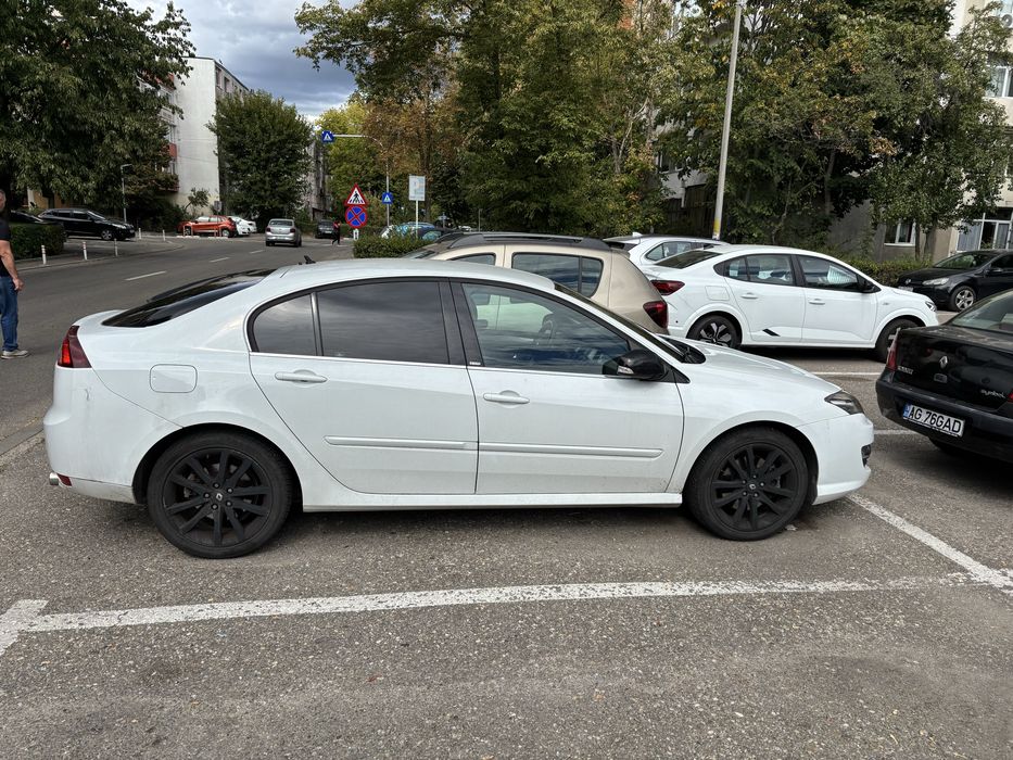 RENAULT Laguna 2014 — imagine 4