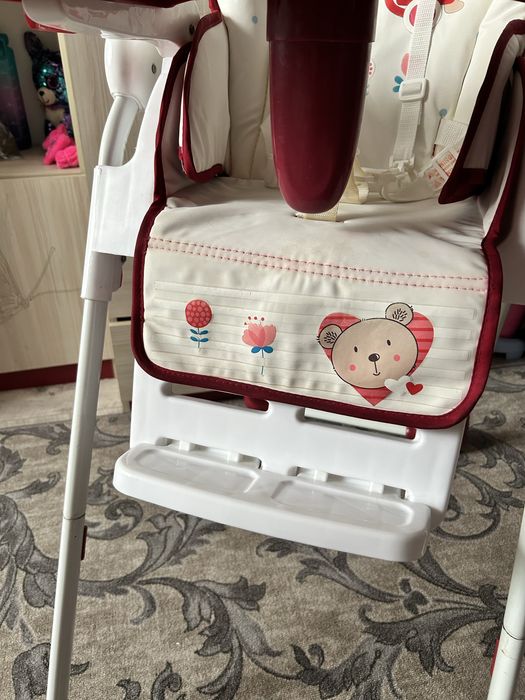 Детский стульчик для кормления