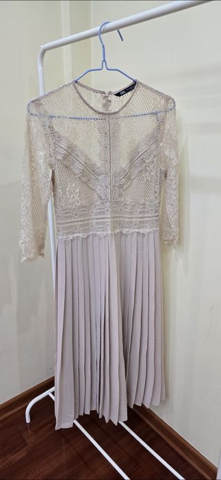 Платье женское Zara