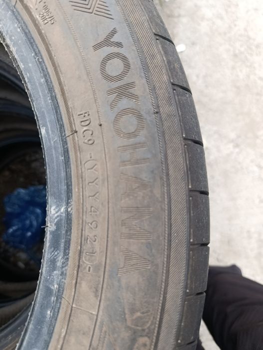YOKOHAMA комплект шины 215/55R18