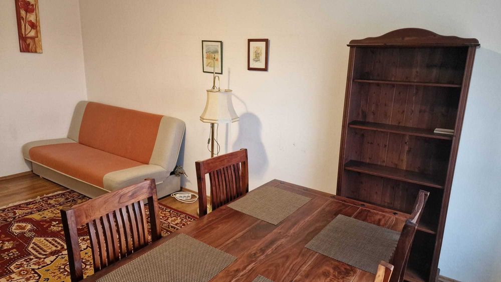 De inchiriat apartament cu 3 camere complet decomandat de la proprietar