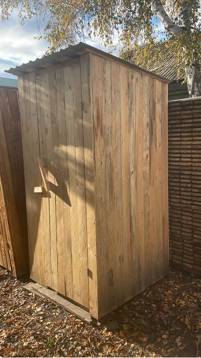 Туалет уличный, дачный