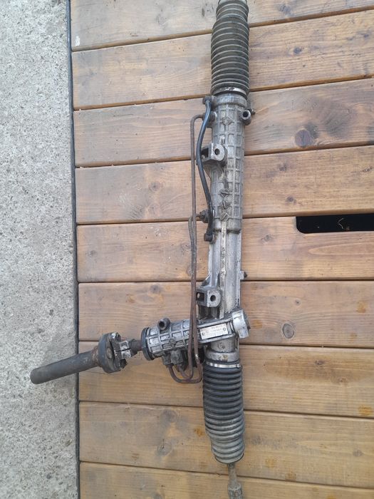 Кормилна рейка BMW E36