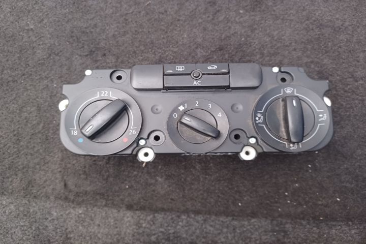 Comanda AC 1K0820047HB 5HB009352 1K0820047HB 5HB009352 Volkswagen VW