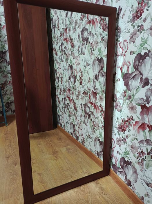 Продам зеркало 60*1.10см