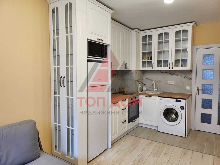 Дава се под наем Двустаен апартамент в Варна, Лятно кино Тракия - 65 кв.м за 510 € - Снимка #1