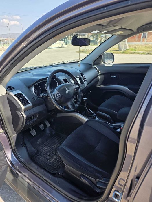 Mitsubishi Outlander II 2008 г.