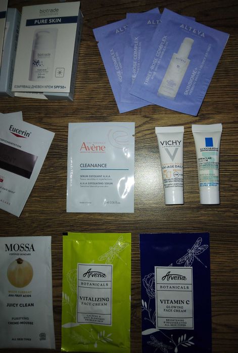 Сет от мостри на кремове