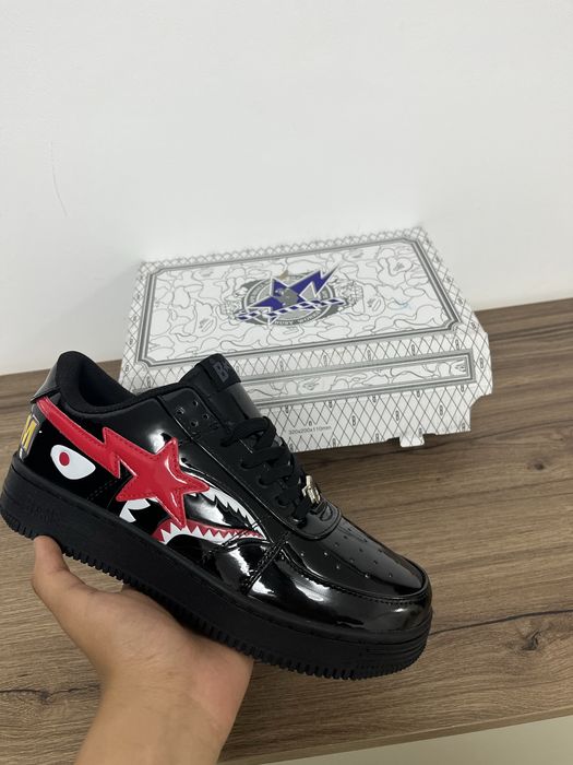 Adidasi A Bathing Ape Bape Sta Low în varianta de culoare "Shark Black". Marimea 40