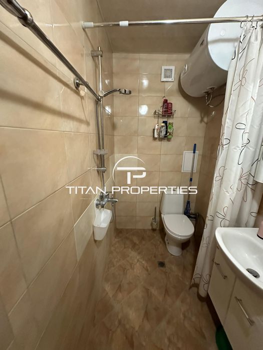 Дава се под наем Двустаен апартамент в Варна, Гръцка махала - 70 кв.м за 750 € - Снимка #8