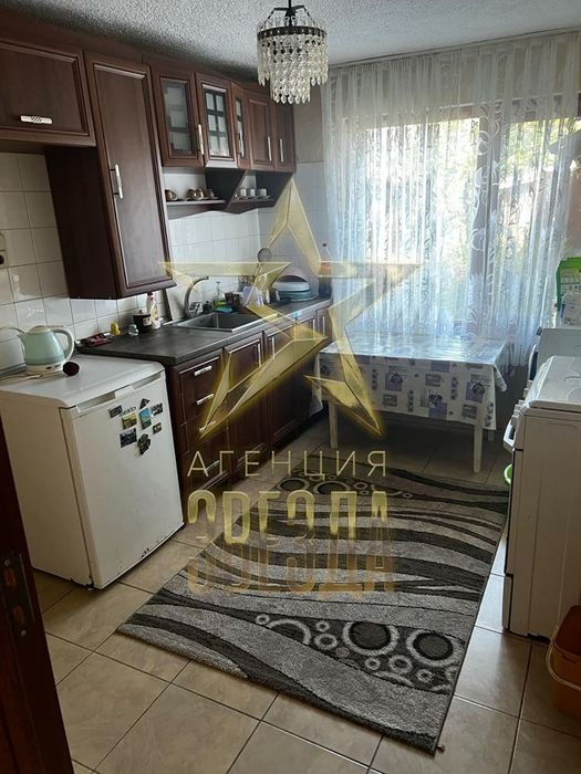 Дава се под наем Къща в с. Манолско Конаре, Област Пловдив - 70 кв.м за 357 € - Снимка #3