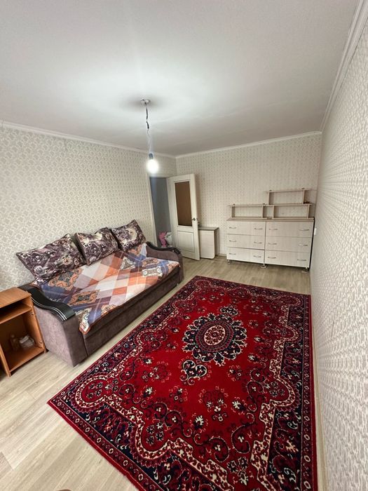 Ищу девушку для подселение