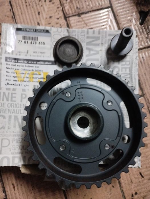 . Дефазатор разпределителен вал рено 2.0 16v