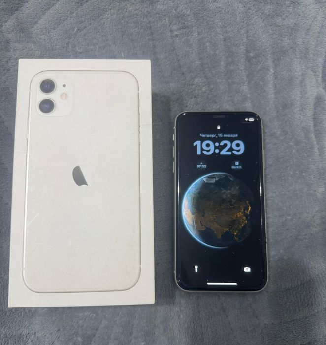 Продам айфон  11