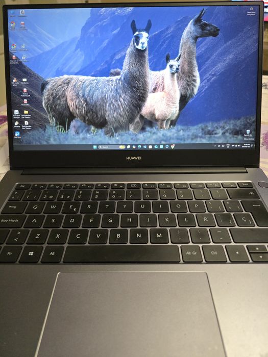 Laptop Huawei i5