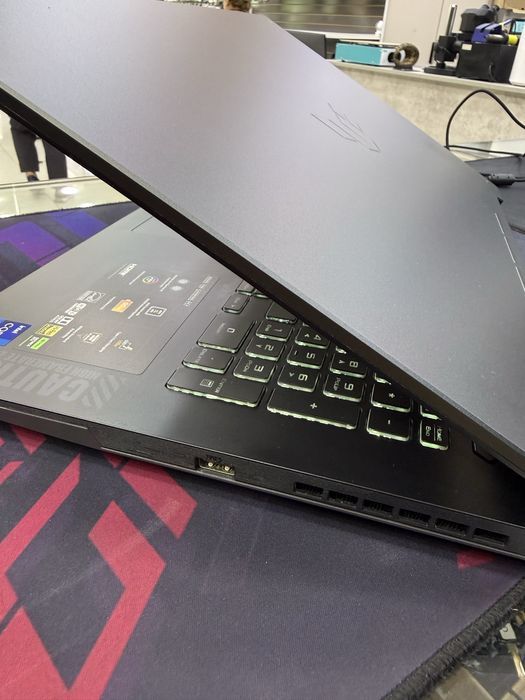 ASUS TUF Gaming F17 i7 13620H/16/512/rtx4060 8gb