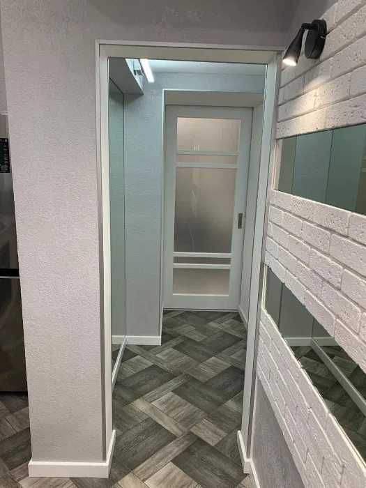 Центр, Чехова/Шевченко, Ойбек, шикарная высокопотолочка 2/2/4