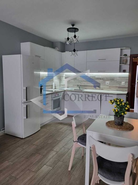 Дава се под наем Двустаен апартамент в Варна, Левски - 75 кв.м за 433.5 € - Снимка #1