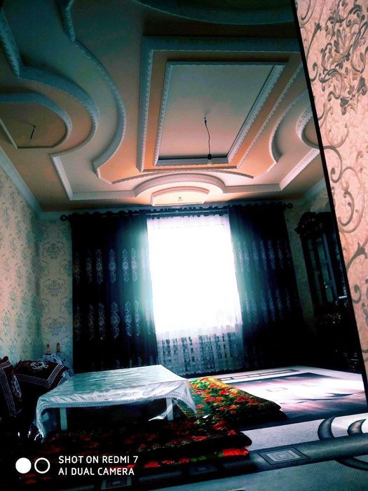 Hovli sotiladi 5 honali oladiganla yozila manzil Yangiyól  Masif