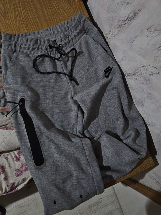 Долнище от nike tech fleece