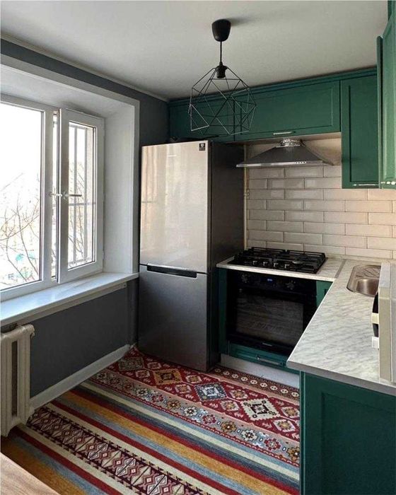 2х комнатная с ремонтом на Евразии