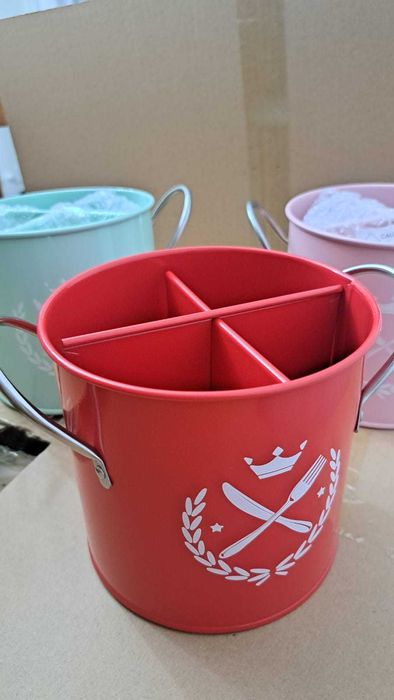 Хлебница металлическая