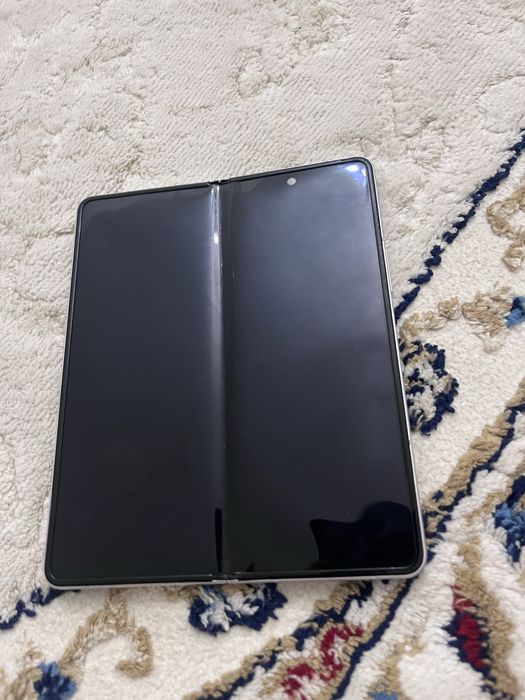 Samsung Z Fold 3