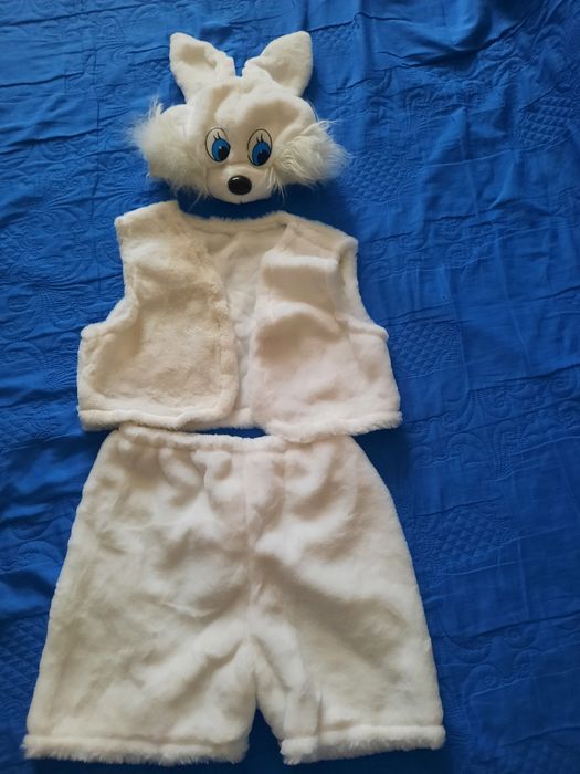 Продам костюмчик зайчика