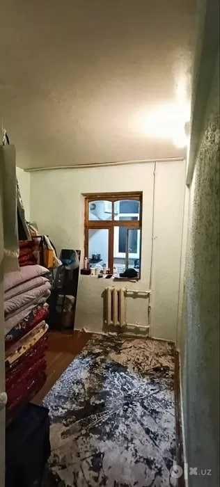 Каракамиш1\2 да 1в2 клинган квартира Сотилади !
