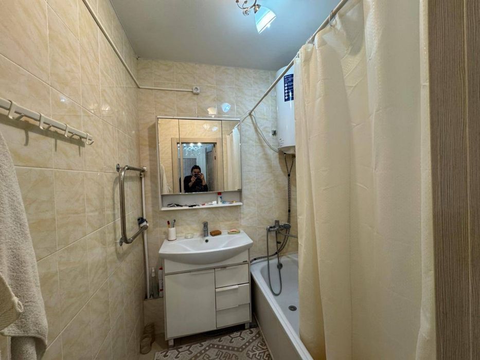 2-х ком на 3 этаже Алтын Арман