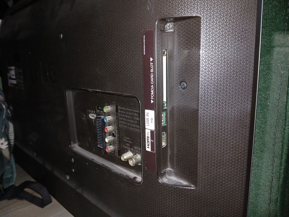 Телевизор LG 32 инча