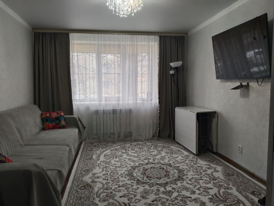 Продам 2 ком квартиру на 1 этаже