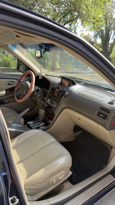 Nissan Maxima QX 2.0 V6 | 2002 | Automată