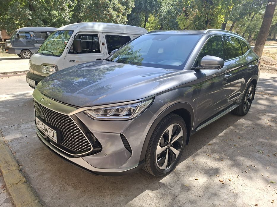 BYD Song plus gibrid 2023 год