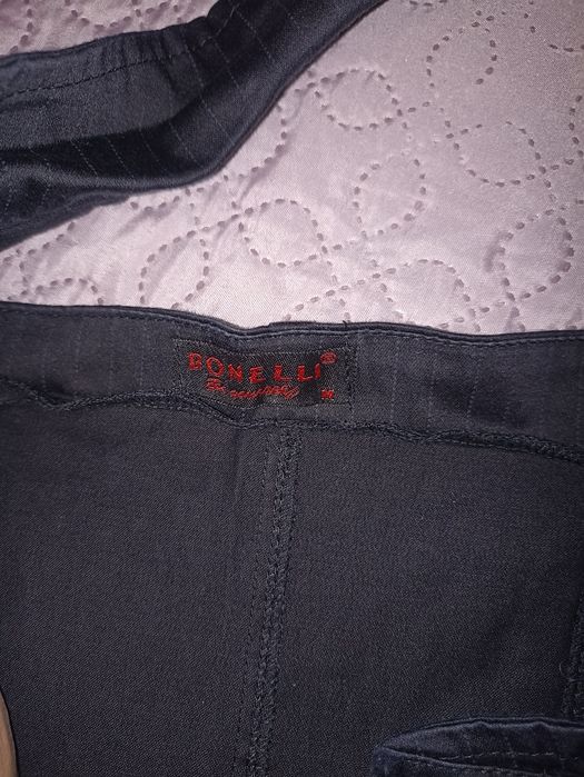 Дамски панталон и гащеризон