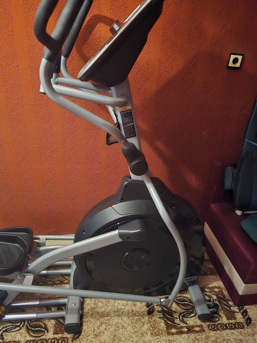 Spirit xe295 elliptical
