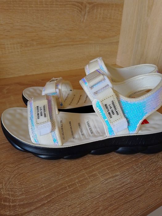 Дамски сандали н.40