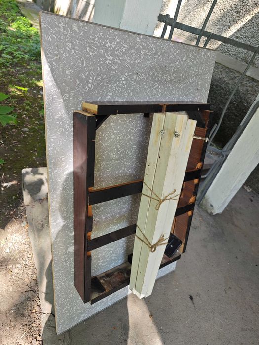 Стол кухонный 115-70см  обеденный станция метро Москва