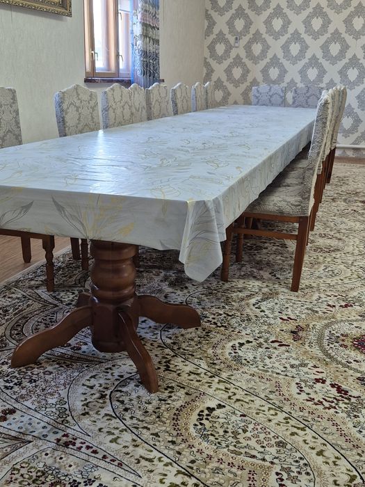 Стол со стульями 7 метров
