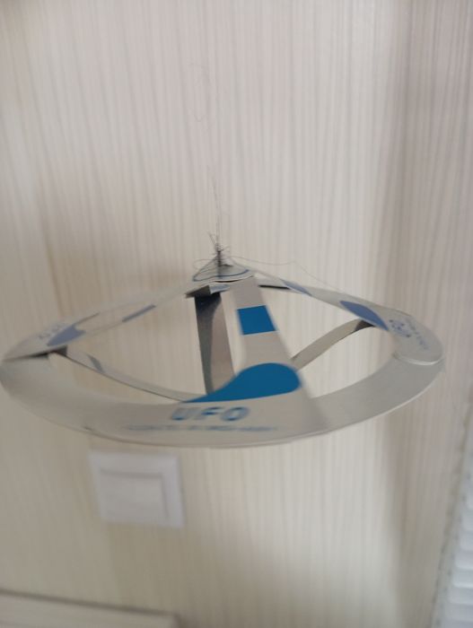 Летящо  извън земно UFO