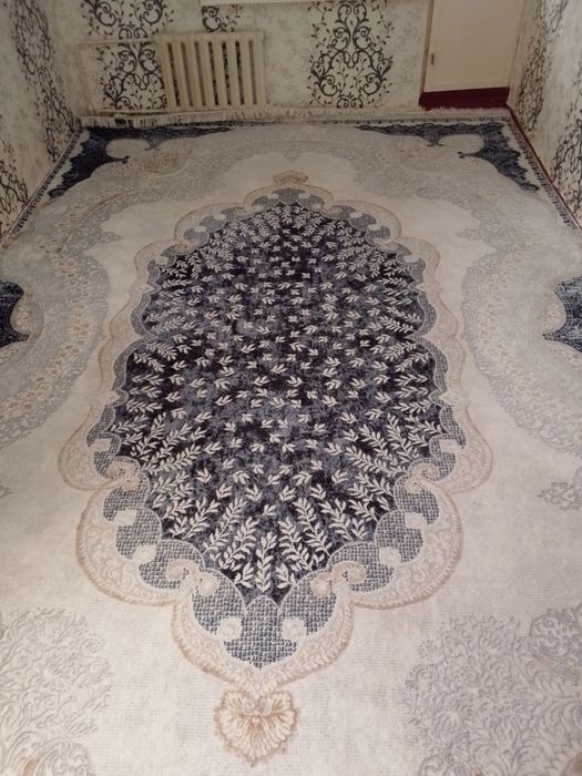 Гиламлар сотилади