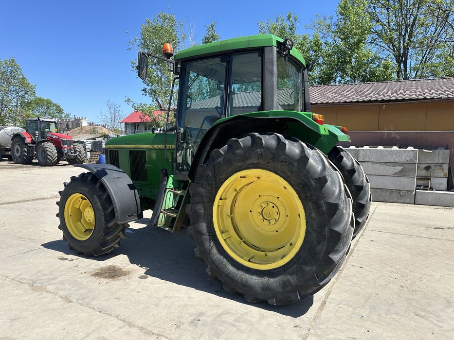 Tractor Agricol John Deere 6510 4x4 / 6610
