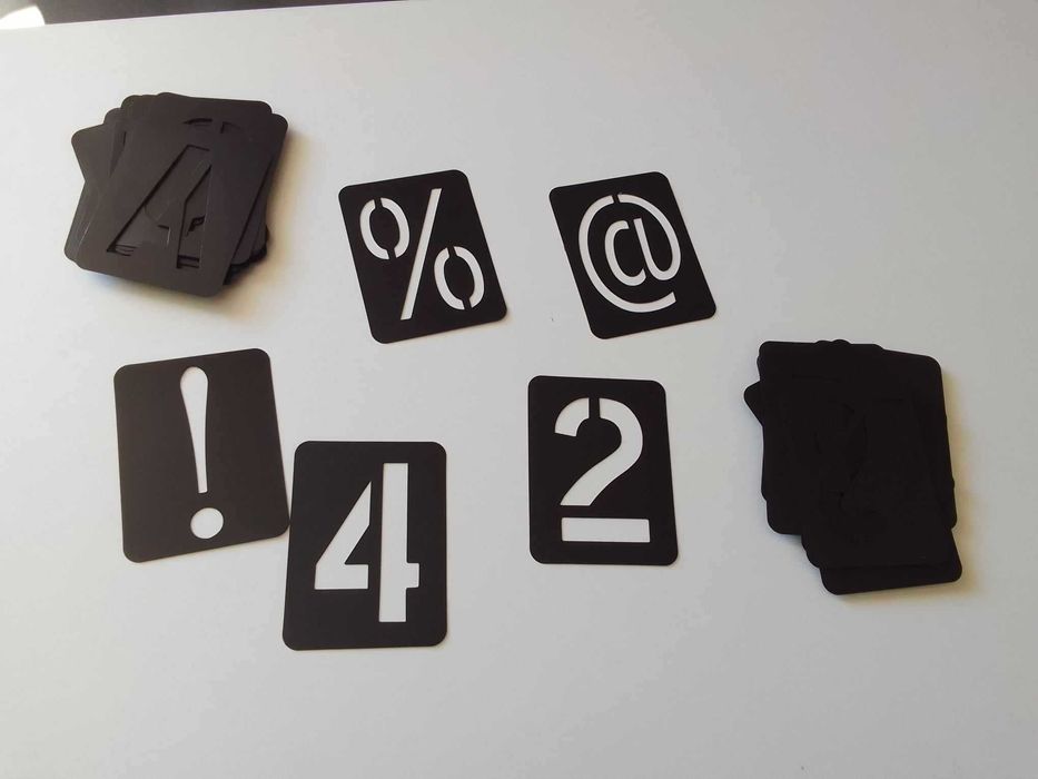 Шаблони за букви и цифри